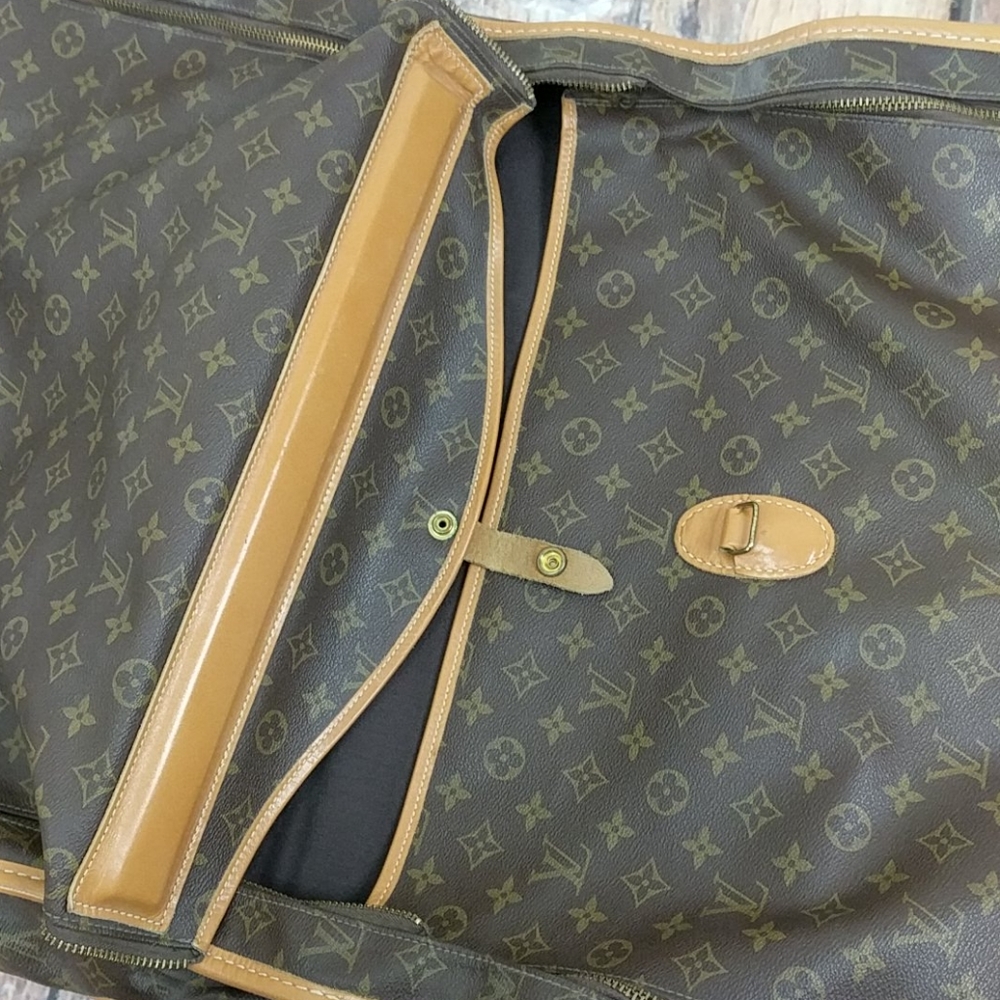 Louis Vuitton Hanging Garment Bag 1970's Vintage - Picture 10 of 10